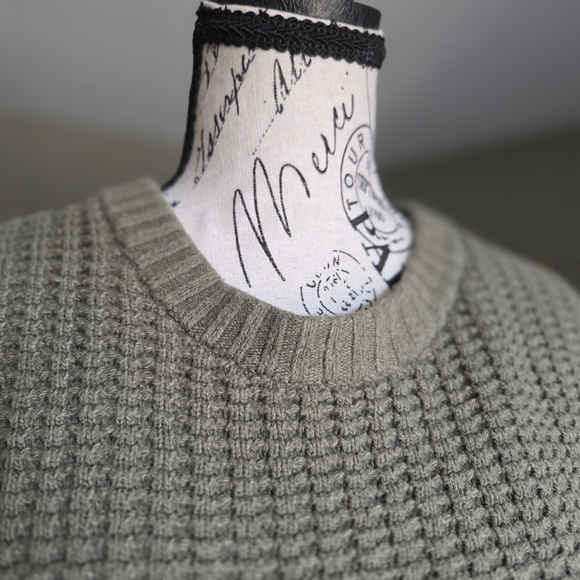 Hollister Women's Casual Sweater - Comfy - Picture 2 of 6